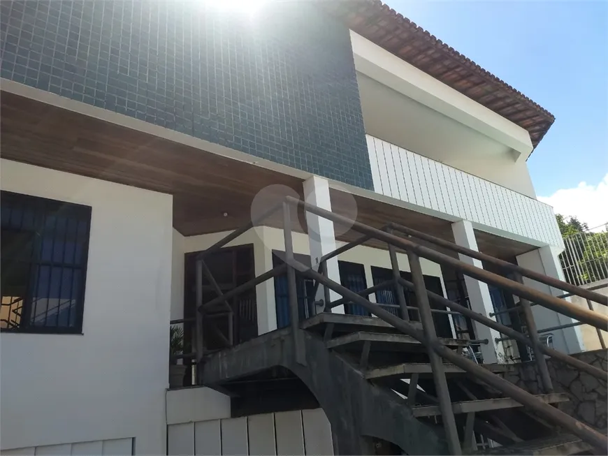 Foto 1 de Casa com 8 Quartos à venda, 450m² em Itaigara, Salvador