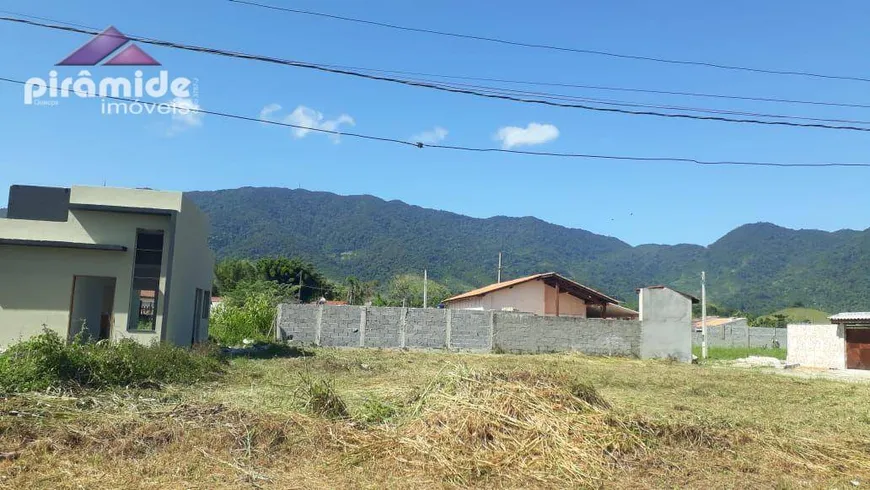 Foto 1 de Lote/Terreno à venda, 250m² em Pegorelli, Caraguatatuba