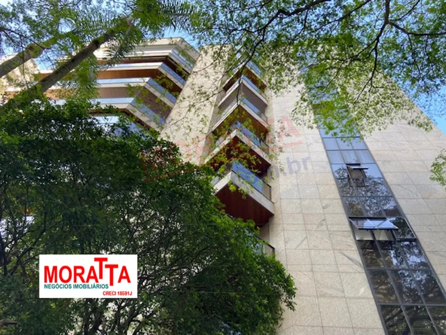 Foto 1 de Apartamento com 3 Quartos à venda, 207m² em Jardim Europa, São Paulo