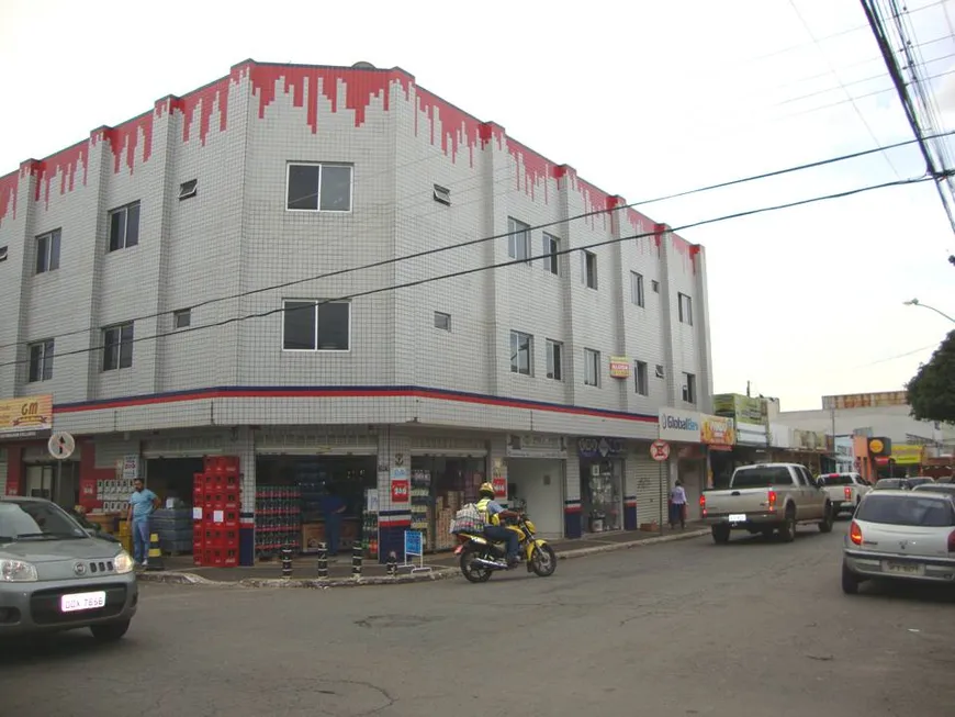 Foto 1 de Apartamento com 3 Quartos para alugar, 80m² em Setor Campinas, Goiânia