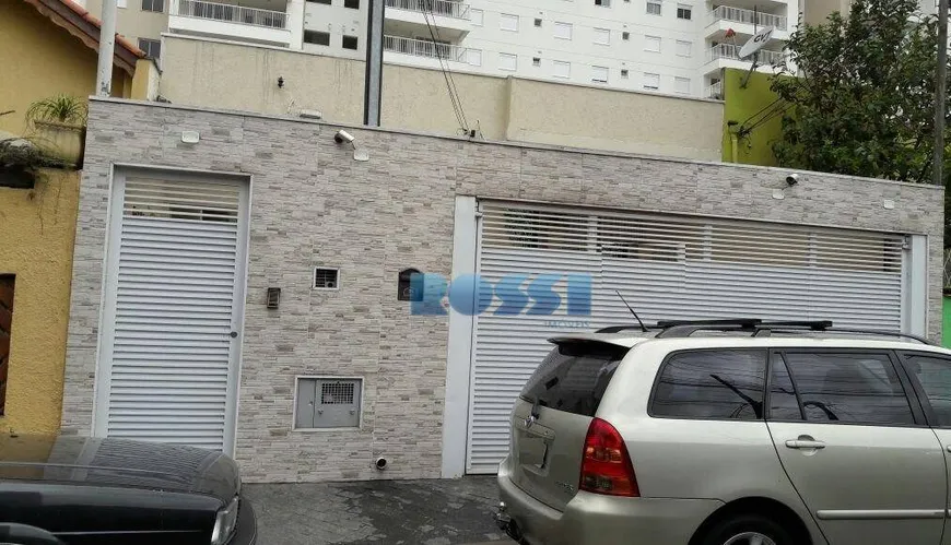 Foto 1 de Casa com 4 Quartos à venda, 220m² em Tatuapé, São Paulo