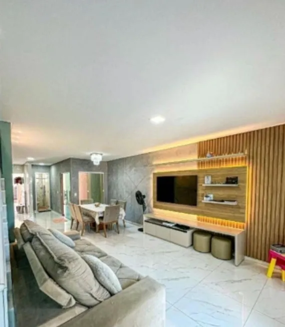 Foto 1 de Casa com 3 Quartos à venda, 130m² em Ayrosa, Osasco