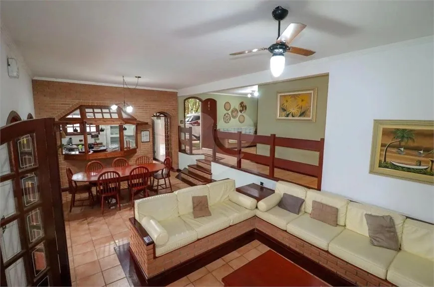 Foto 1 de Casa com 3 Quartos à venda, 295m² em Ibiuna, Ibiúna
