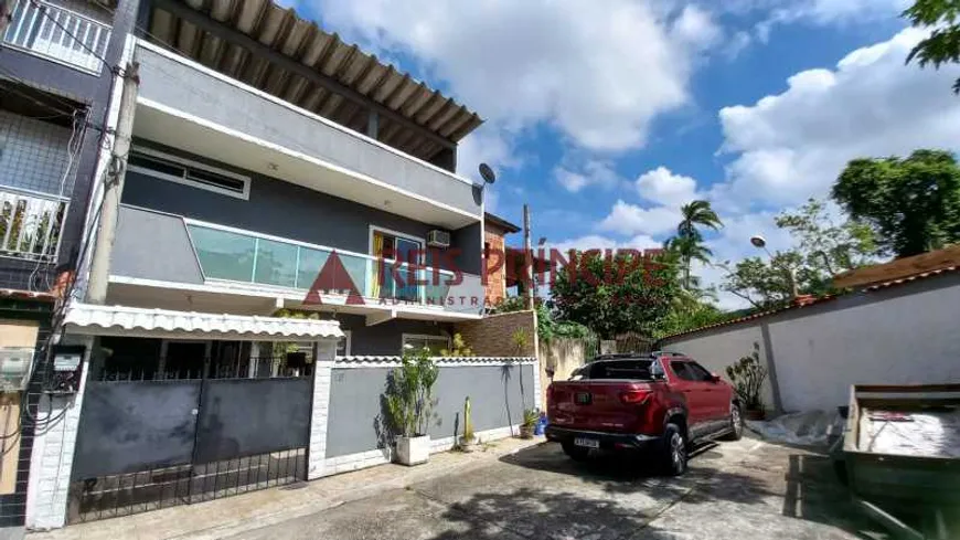 Foto 1 de Casa com 3 Quartos à venda, 268m² em Taquara, Rio de Janeiro
