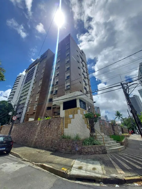 Foto 1 de Apartamento com 4 Quartos à venda, 340m² em Madalena, Recife