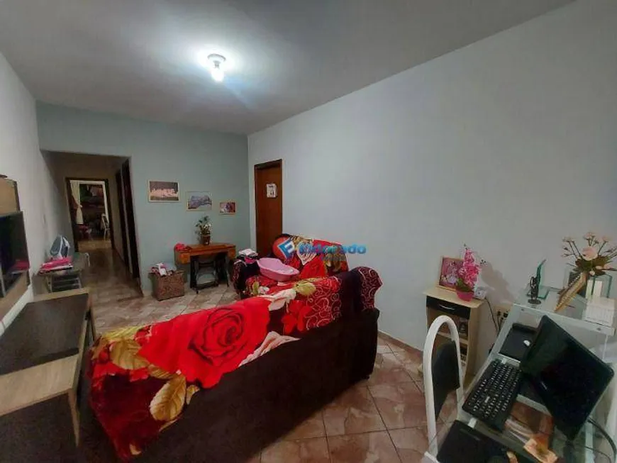 Foto 1 de Casa com 2 Quartos à venda, 90m² em São Benedito, Americana