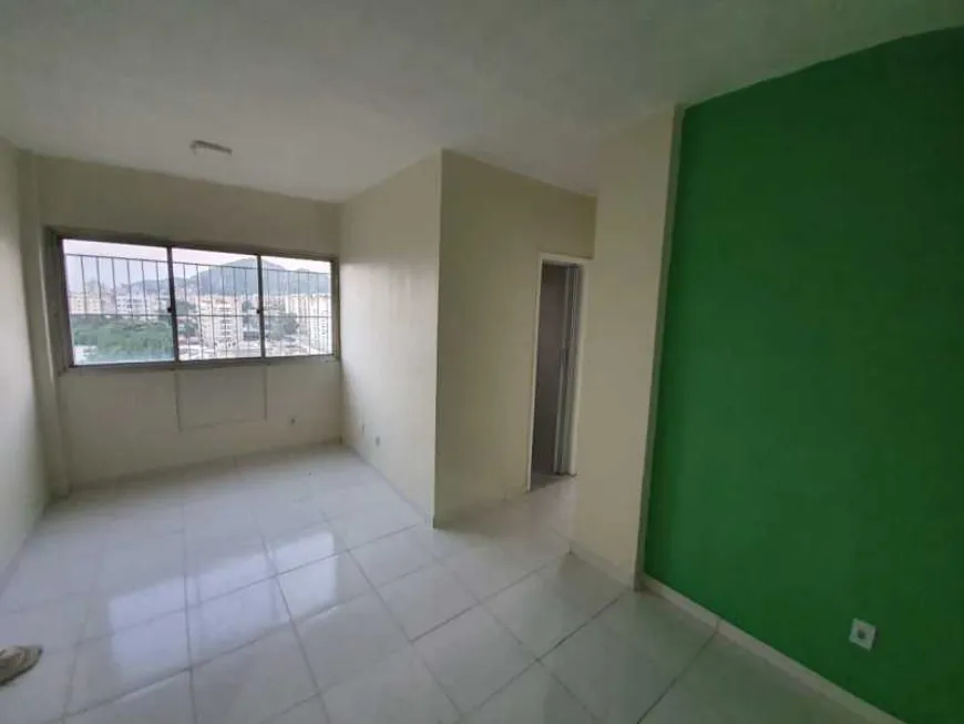 Foto 1 de Apartamento com 2 Quartos à venda, 63m² em Tanque, Rio de Janeiro
