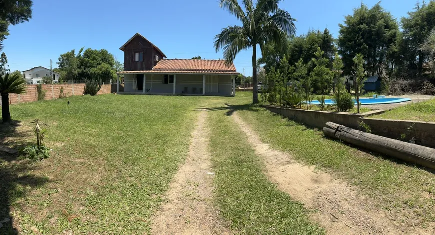 Foto 1 de Casa com 3 Quartos à venda, 1200m² em Águas Claras, Viamão