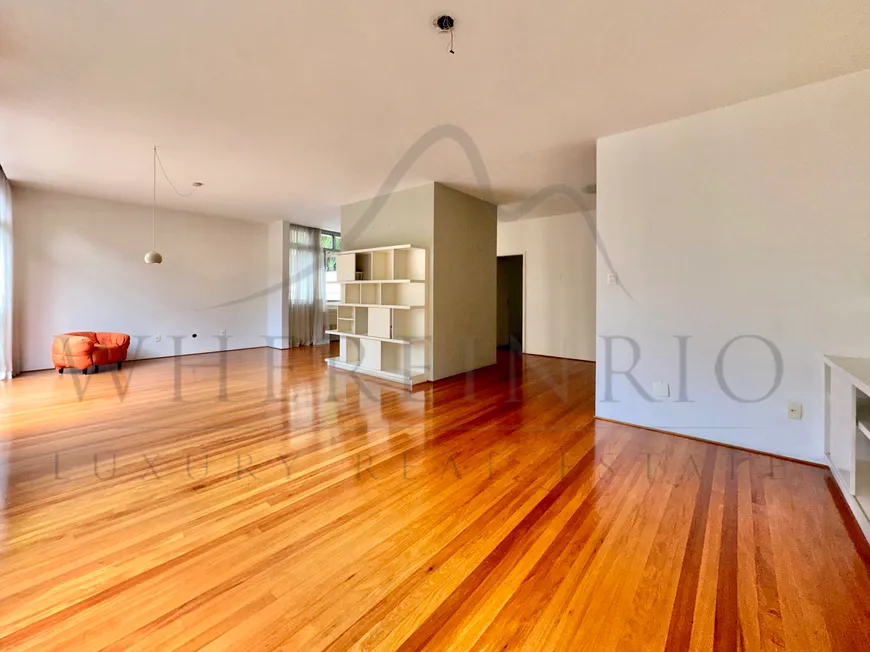 Foto 1 de Apartamento com 4 Quartos à venda, 217m² em Leblon, Rio de Janeiro