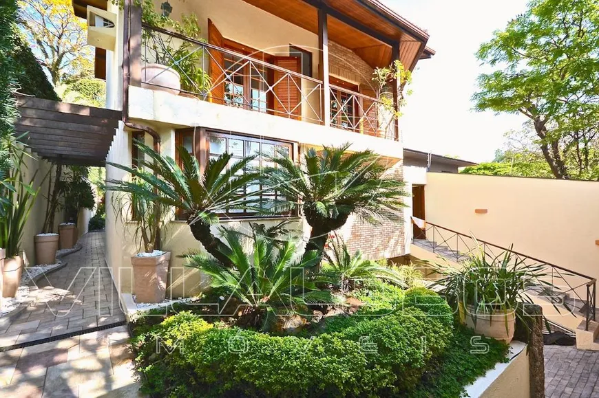 Foto 1 de Casa com 4 Quartos à venda, 420m² em Jardim Das Bandeiras, São Paulo