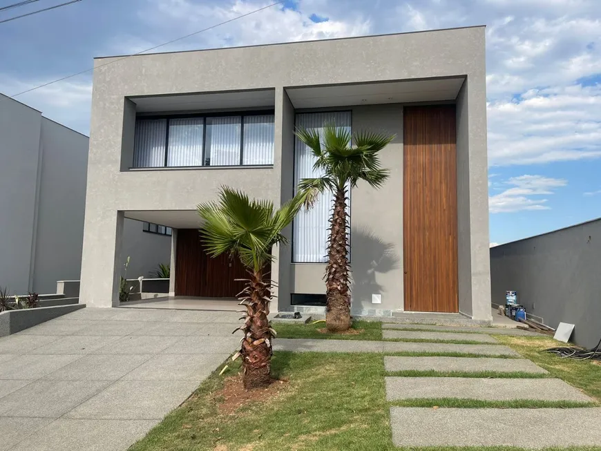 Foto 1 de Casa com 4 Quartos para alugar, 400m² em Gran Park, Vespasiano
