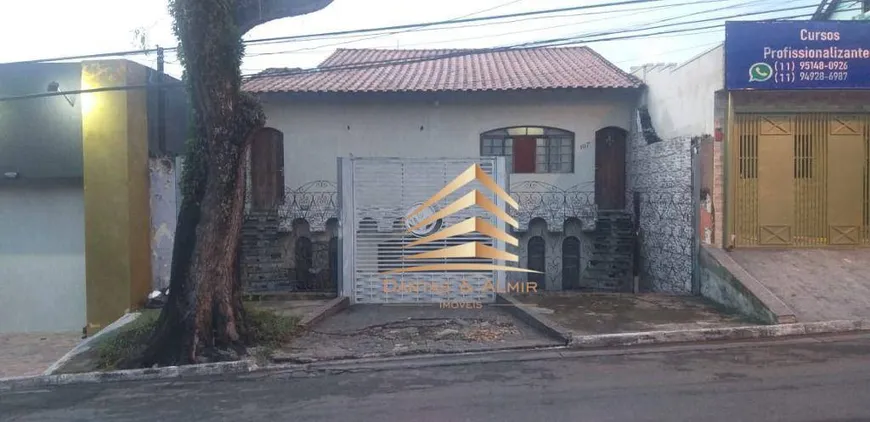 Foto 1 de Sobrado com 3 Quartos à venda, 220m² em Jardim Bom Clima, Guarulhos