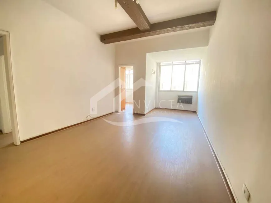 Foto 1 de Apartamento com 2 Quartos à venda, 80m² em Copacabana, Rio de Janeiro