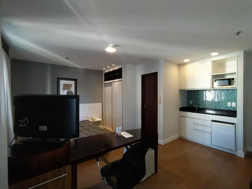 Foto 1 de Flat com 1 Quarto para alugar, 30m² em Jardins, São Paulo