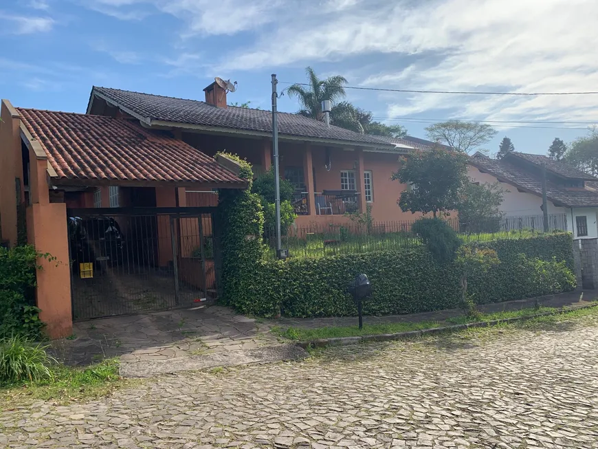 Foto 1 de Casa com 3 Quartos à venda, 207m² em Juriti, Nova Petrópolis