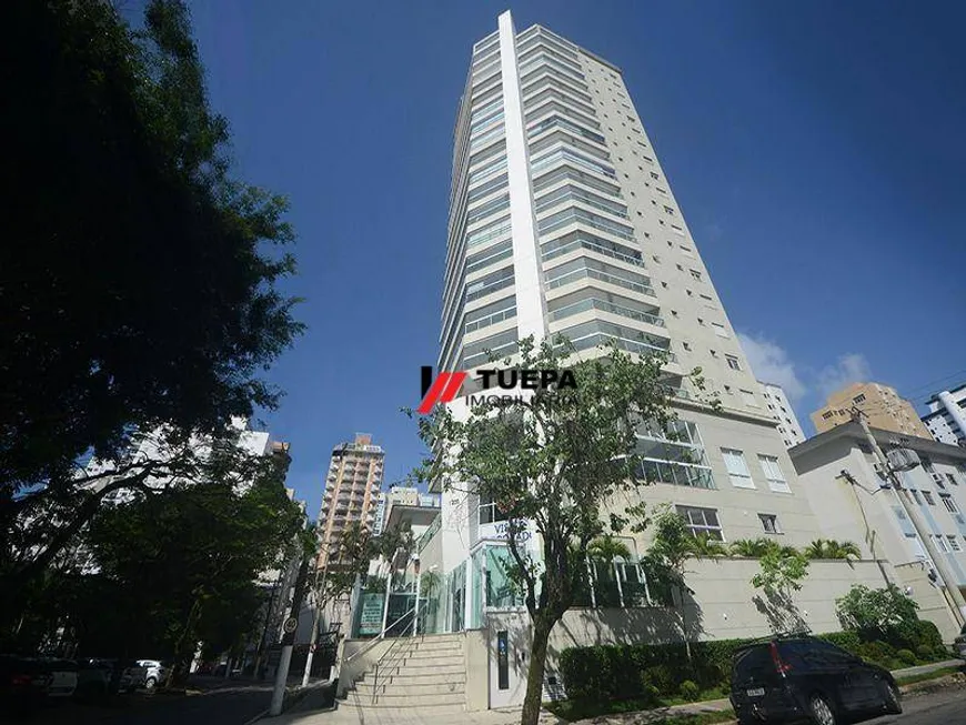 Foto 1 de Apartamento com 3 Quartos à venda, 135m² em Centro, Guarujá