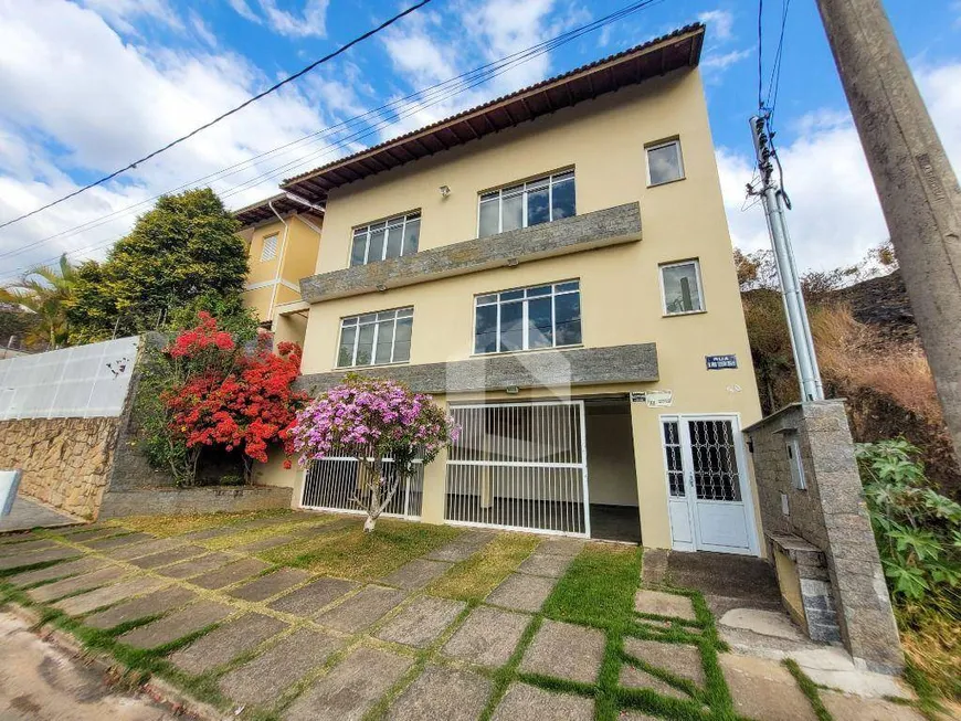 Foto 1 de Casa com 3 Quartos à venda, 330m² em Jardim Planalto, Poços de Caldas