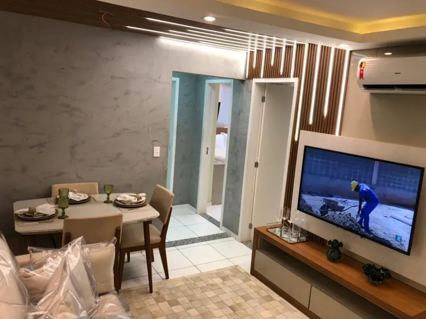 Foto 1 de Apartamento com 2 Quartos à venda, 48m² em Centro, Duque de Caxias