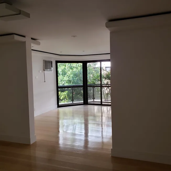 Foto 1 de Apartamento com 4 Quartos à venda, 251m² em Lagoa, Rio de Janeiro