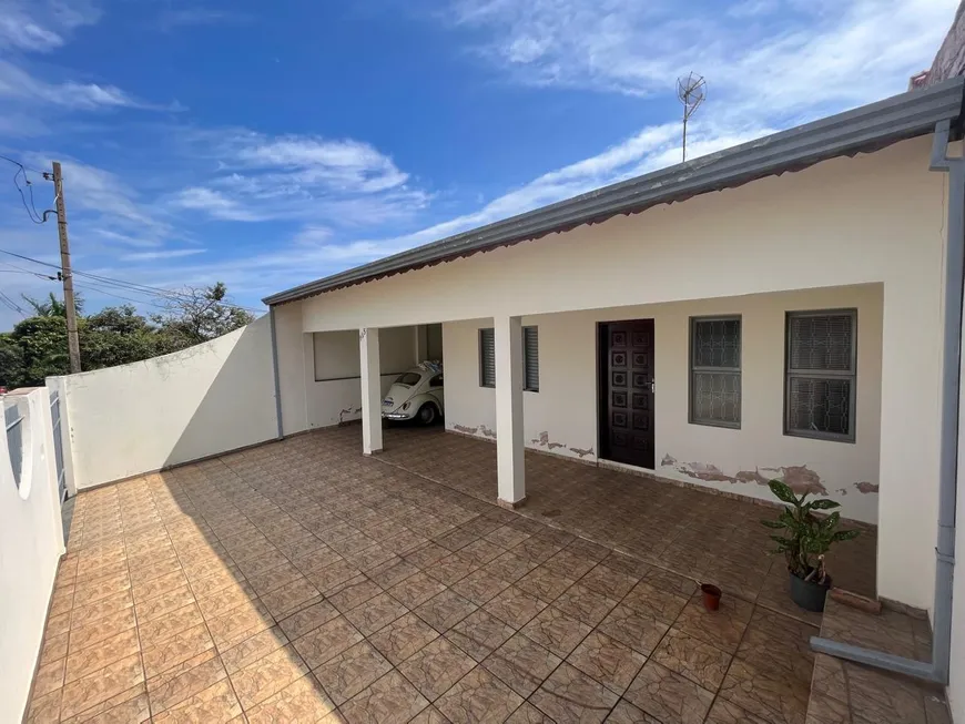 Foto 1 de Casa com 3 Quartos à venda, 300m² em Jardim Maria Rosa, Valinhos