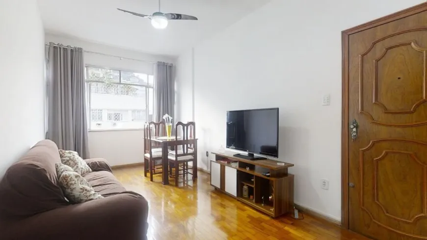 Foto 1 de Apartamento com 2 Quartos à venda, 106m² em Copacabana, Rio de Janeiro