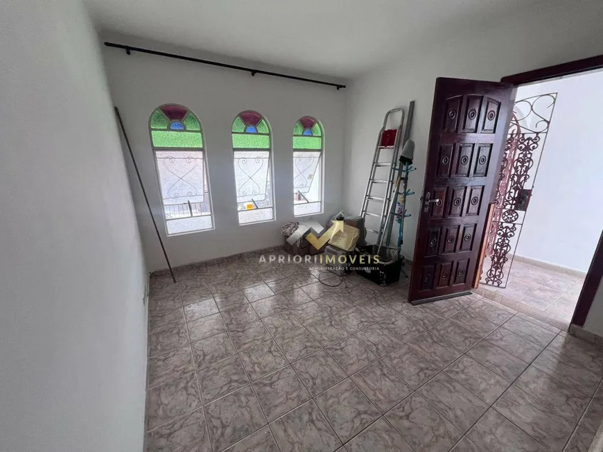 Foto 1 de Sobrado com 3 Quartos para alugar, 150m² em Vila Progresso, Santo André