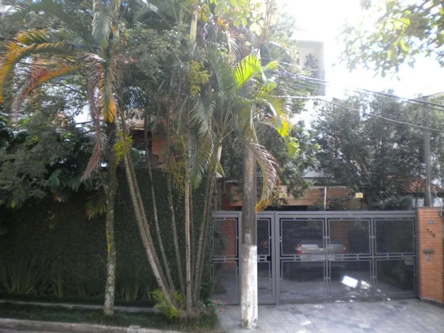 Foto 1 de Sobrado com 3 Quartos à venda, 270m² em Rolinópolis, São Paulo