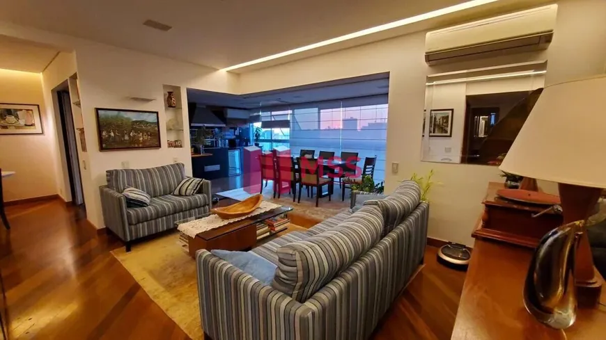 Foto 1 de Apartamento com 2 Quartos à venda, 209m² em Jardim Morumbi, São Paulo