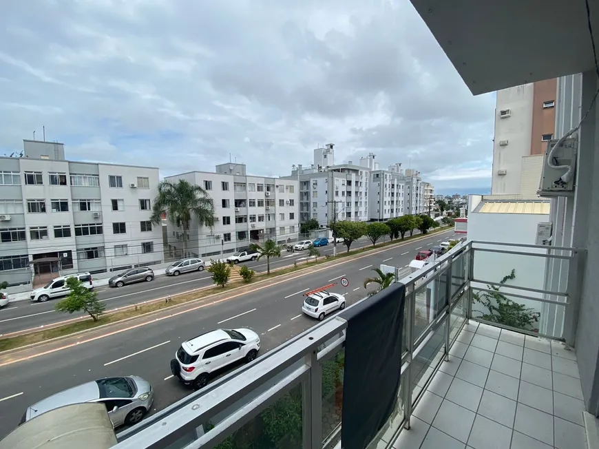 Foto 1 de Apartamento com 3 Quartos à venda, 84m² em Capoeiras, Florianópolis