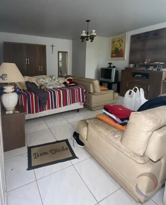 Foto 1 de Casa com 2 Quartos à venda, 156m² em Estreito, Florianópolis