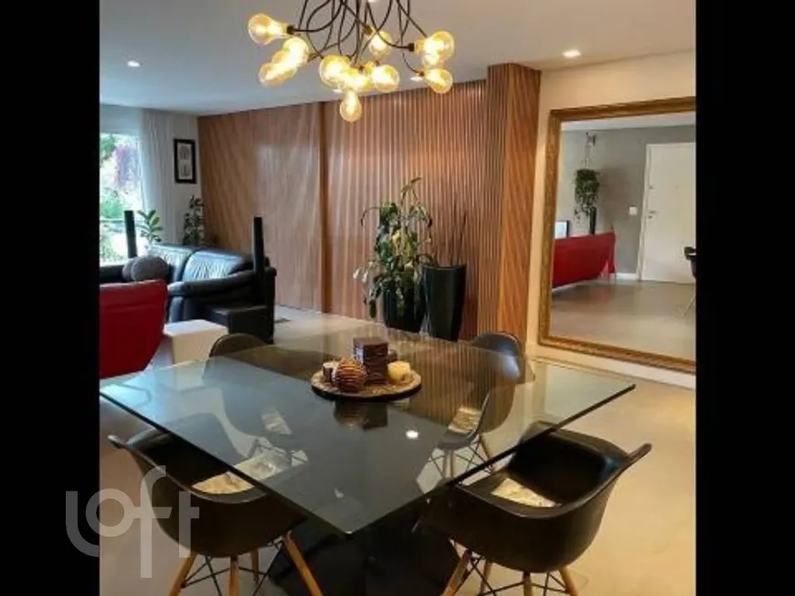 Foto 1 de Apartamento com 4 Quartos à venda, 168m² em Itaim Bibi, São Paulo