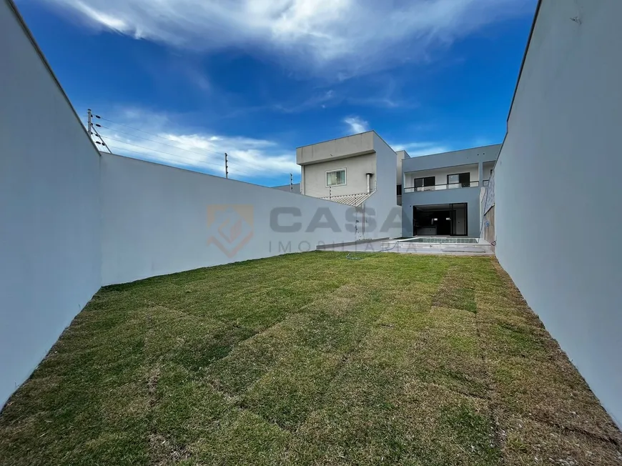 Foto 1 de Casa com 3 Quartos à venda, 254m² em Morada de Laranjeiras, Serra