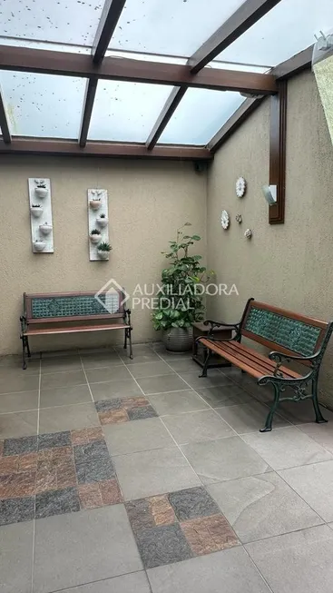 Foto 1 de Apartamento com 1 Quarto à venda, 37m² em Praia de Belas, Porto Alegre