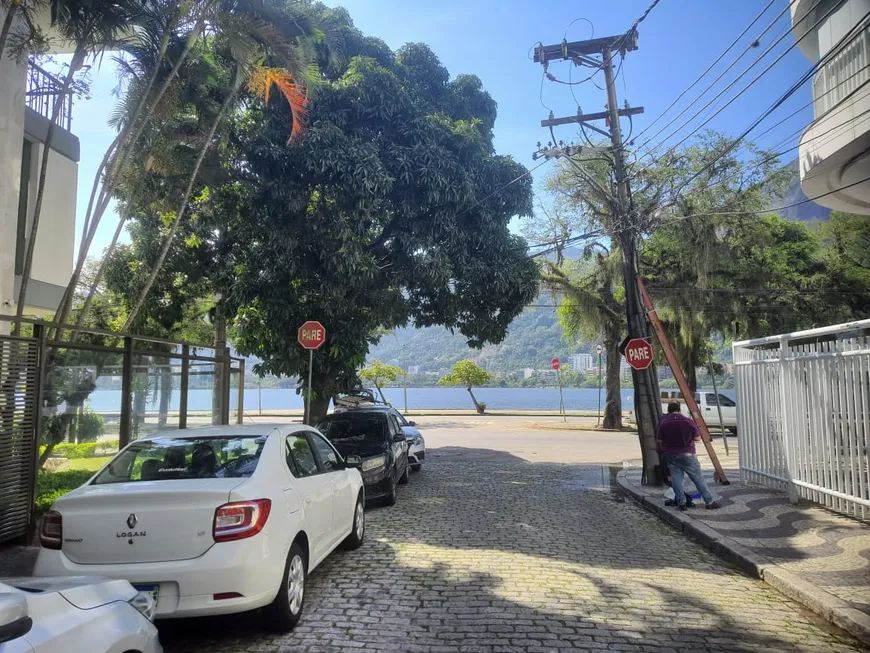 Foto 1 de Apartamento com 2 Quartos à venda, 73m² em Lagoa, Rio de Janeiro