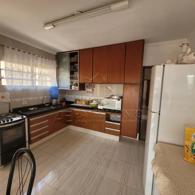 Foto 1 de Casa com 2 Quartos à venda, 167m² em Jardim Simus, Sorocaba