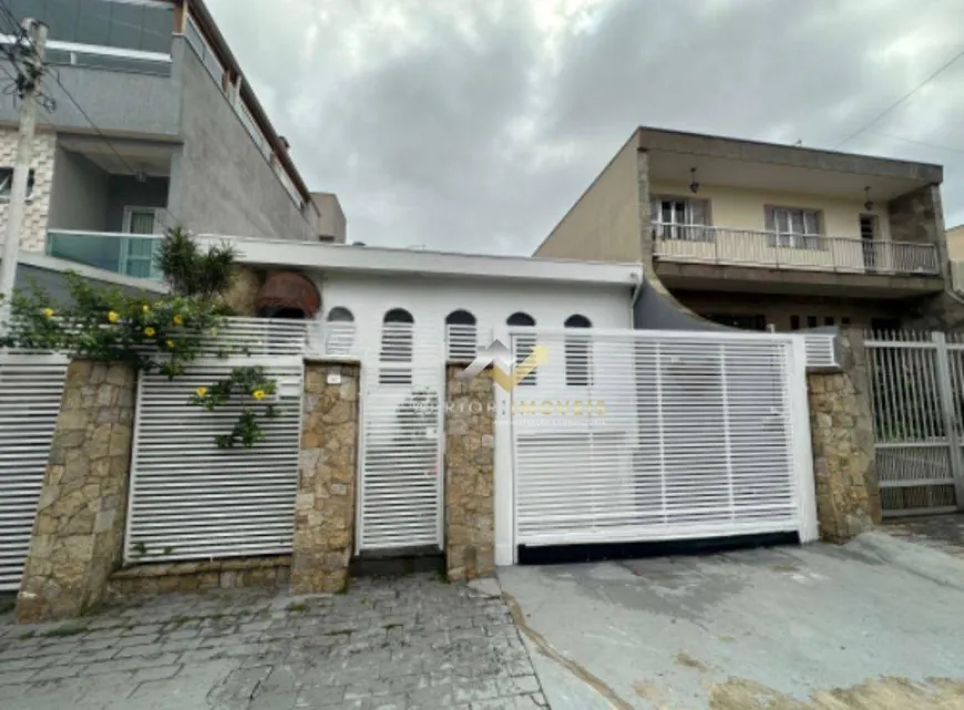 Foto 1 de Casa de Condomínio com 4 Quartos à venda, 359m² em Vila Cecilia Maria, Santo André
