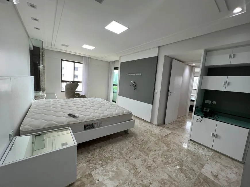 Foto 1 de Apartamento com 4 Quartos à venda, 290m² em Santana, Recife