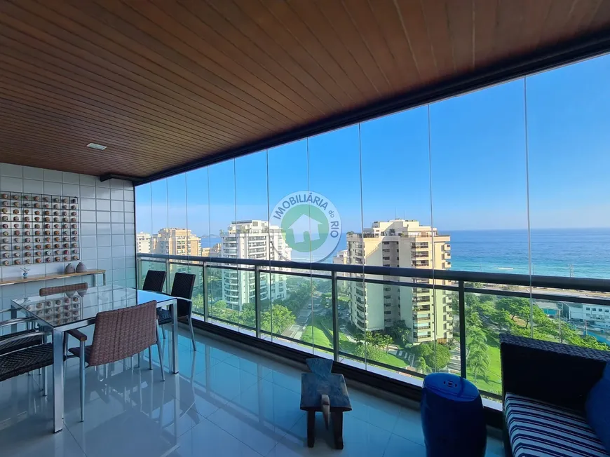 Foto 1 de Apartamento com 4 Quartos à venda, 230m² em Barra da Tijuca, Rio de Janeiro