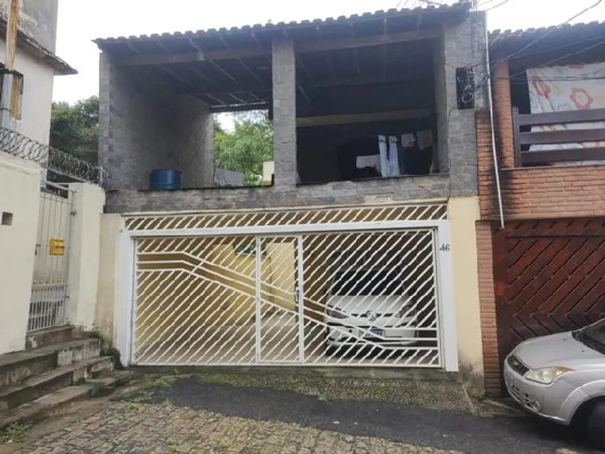 Foto 1 de Casa com 3 Quartos à venda, 136m² em Vila Palmares, Santo André