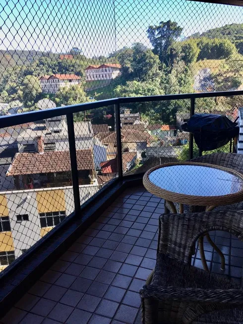 Foto 1 de Apartamento com 3 Quartos à venda, 87m² em Saldanha Marinho, Petrópolis