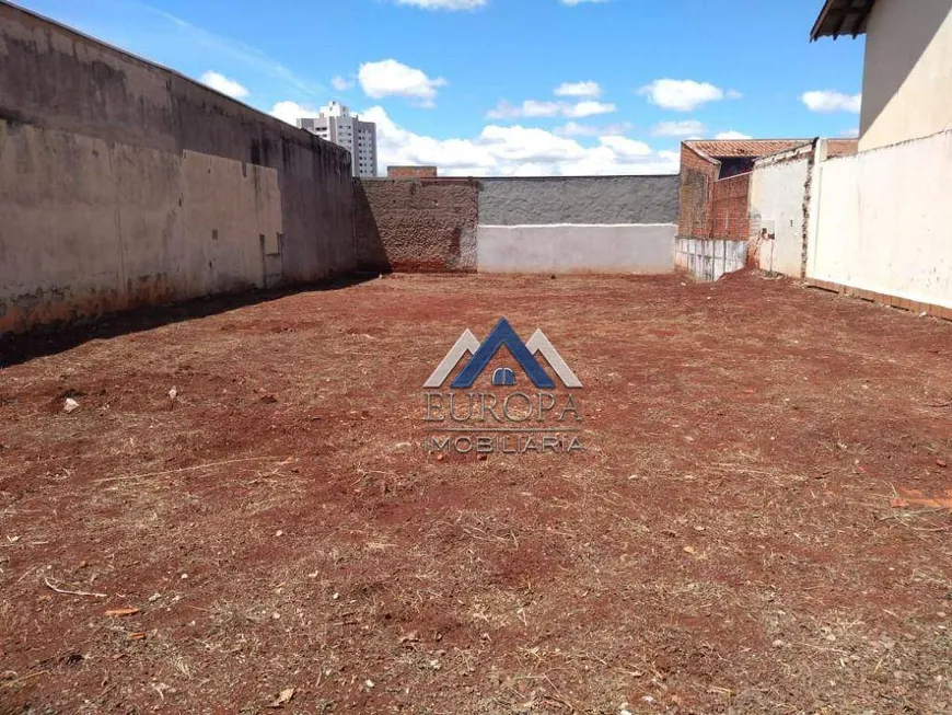 Foto 1 de Lote/Terreno para venda ou aluguel, 463m² em Campo Belo, Londrina