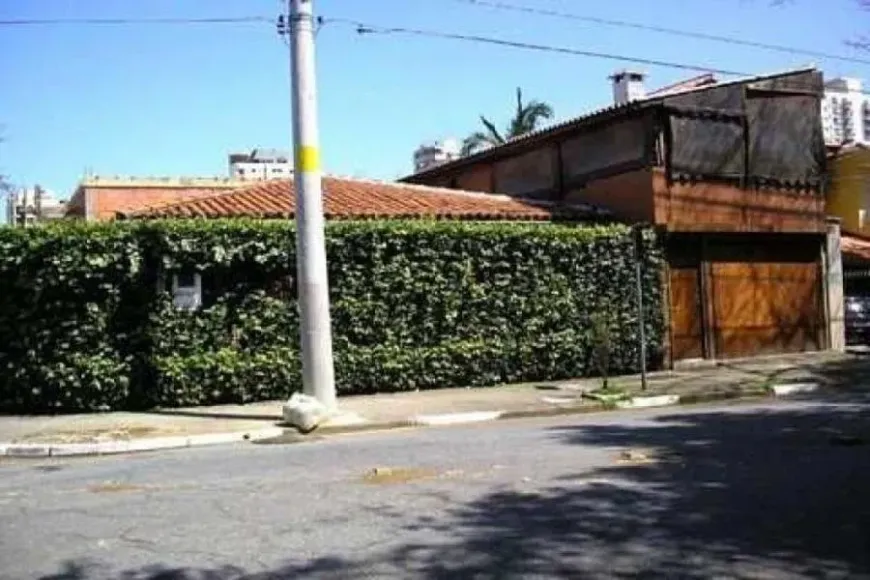 Foto 1 de Casa com 2 Quartos à venda, 150m² em Campo Belo, São Paulo