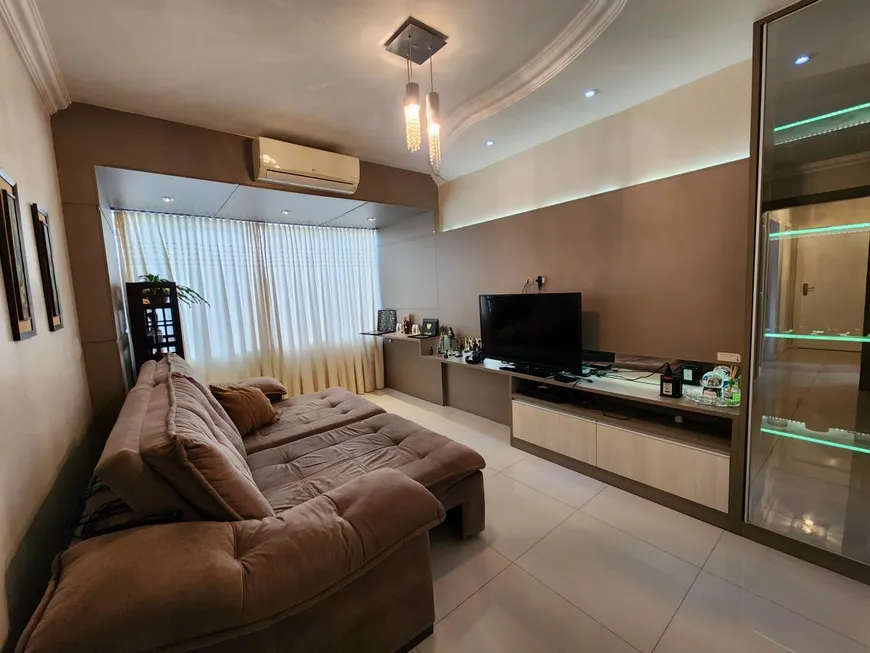 Foto 1 de Apartamento com 3 Quartos à venda, 90m² em Pio Correa, Criciúma