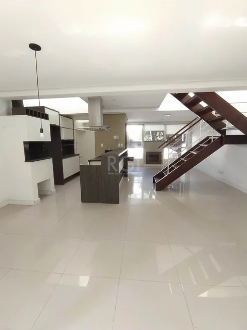Foto 1 de Casa de Condomínio com 3 Quartos à venda, 165m² em Ipanema, Porto Alegre