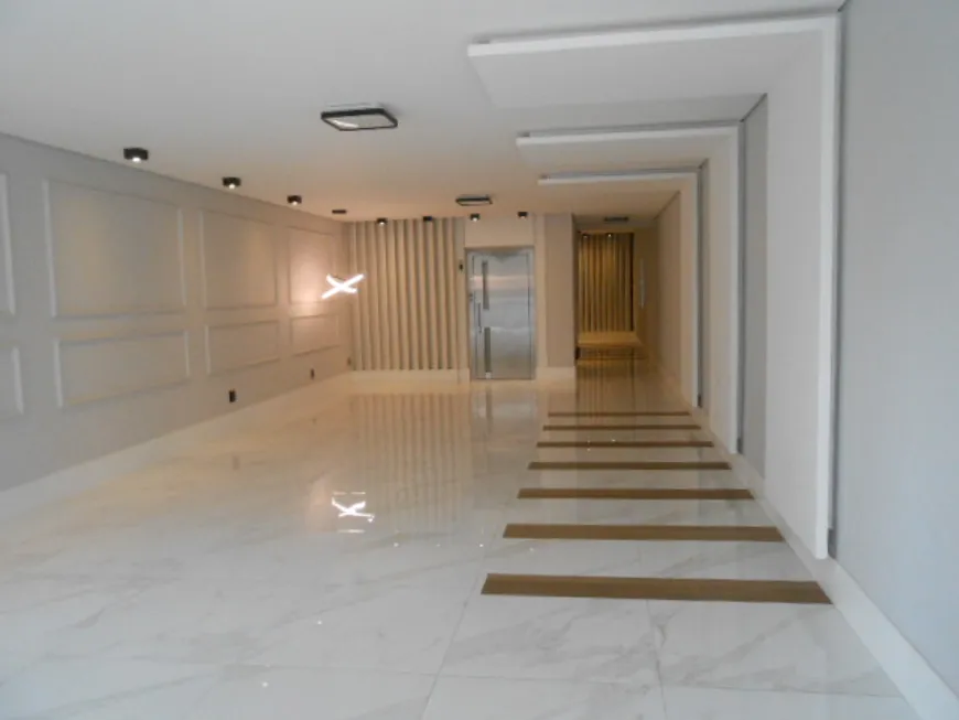 Foto 1 de Apartamento com 3 Quartos à venda, 162m² em Ponta da Praia, Santos