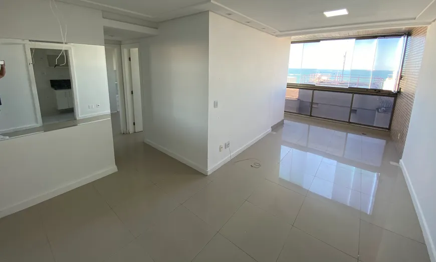 Foto 1 de Apartamento com 2 Quartos à venda, 75m² em Itapuã, Vila Velha