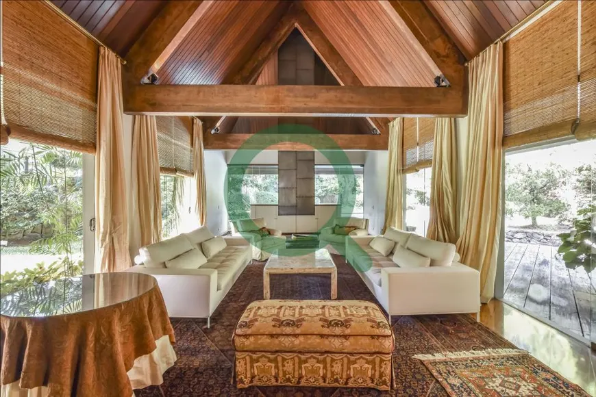 Foto 1 de Casa com 4 Quartos à venda, 820m² em Morumbi, São Paulo