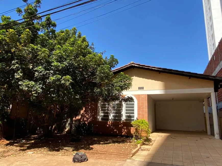 Foto 1 de Casa com 3 Quartos à venda, 204m² em Setor Marista, Goiânia