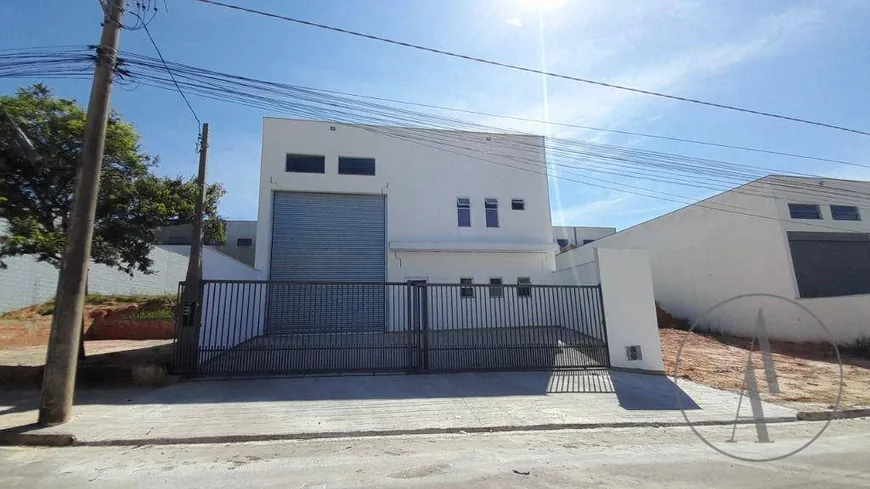 Foto 1 de Galpão/Depósito/Armazém para alugar, 330m² em Jardim do Paco, Sorocaba