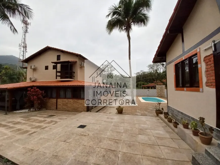 Foto 1 de Casa de Condomínio com 4 Quartos à venda, 300m² em Caneca Fina, Guapimirim